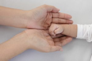 子どもからの信頼と笑顔がほしいあなたへ【育児のプロの告白】