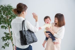 子どもが乱暴な子どもに傷つけられた時の解決法【保育園・幼稚園】